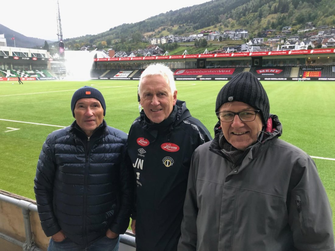 Geir Navarsete, Jon Navarsete og Torodd Helle på Fosshaugane Campus